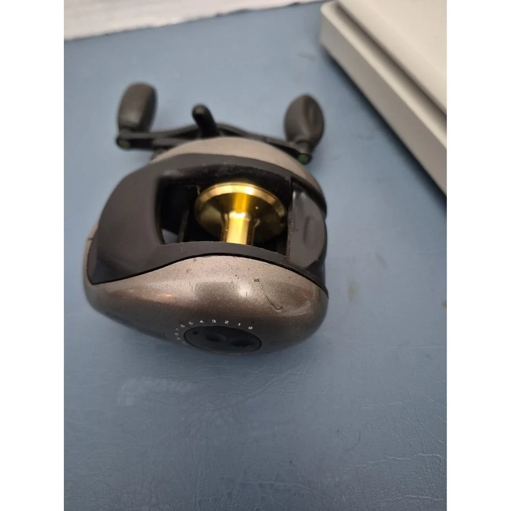 BASS BC1 BAITCAST REEL
